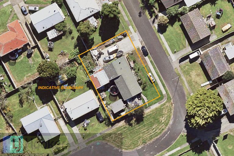 Photo of property in 9 Forbury Place, Mangere, Auckland, 2022