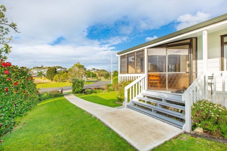 Photo of property in 1 Puriri Street, Raglan, 3225