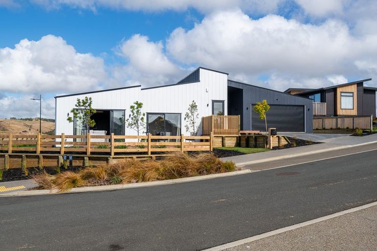 Photo of property in 17 Tunarau Street, Raglan, 3225