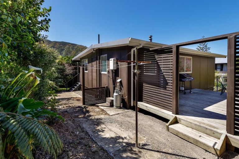 Photo of property in 6 Hakahaka Road, Port Underwood, Picton, 7281