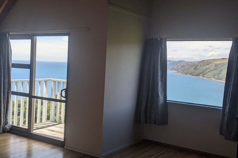 Photo of property in 19a Raroa Place, Pukerua Bay, 5026