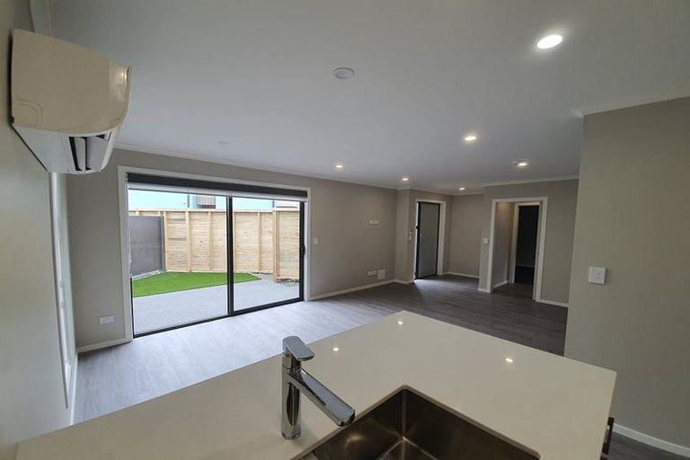 Photo of property in 6d Te Whiti Grove, Waterloo, Lower Hutt, 5011