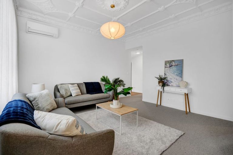 Photo of property in 29 Dorset Avenue, Westown, New Plymouth, 4310