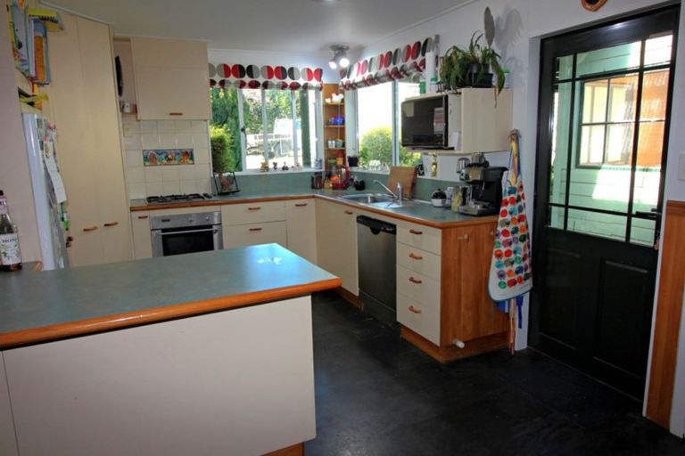 Photo of property in 18 Kakapo Road, Te Anau, 9672