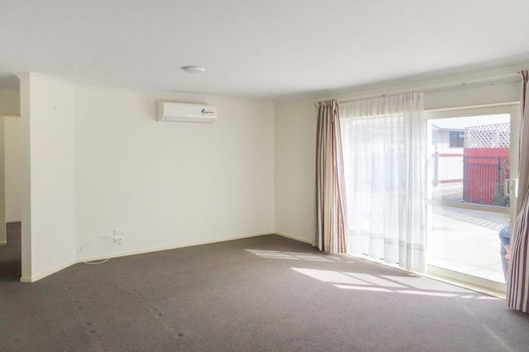 Photo of property in 282a Oxford Terrace, Avalon, Lower Hutt, 5011