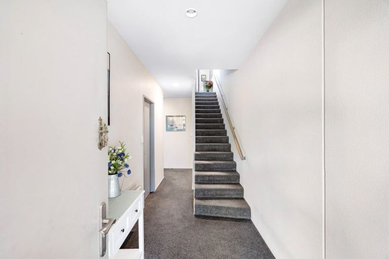 Photo of property in 15 Barry Street, Ahuriri, Napier, 4110