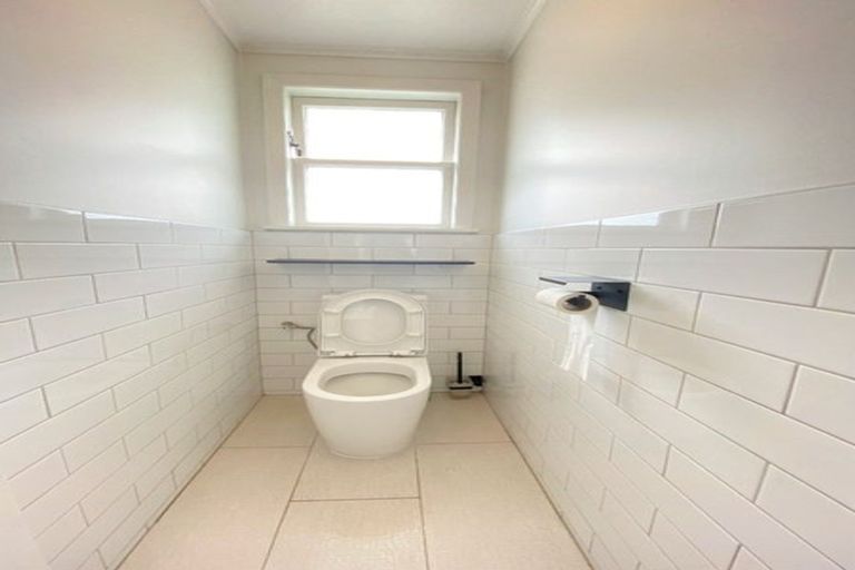 Photo of property in 48 Arimu Road, Papakura, 2110