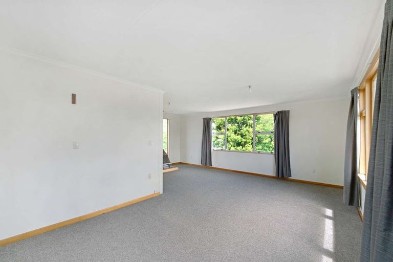 Photo of property in 6 Ontario Street, East Gore, Gore, 9710