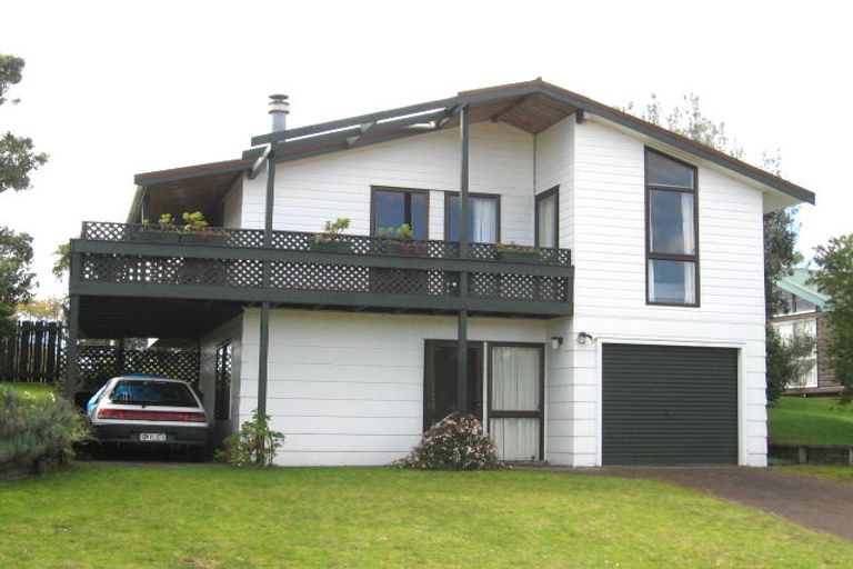 Photo of property in 20 Pleasant Place, Pauanui, Hikuai, 3579