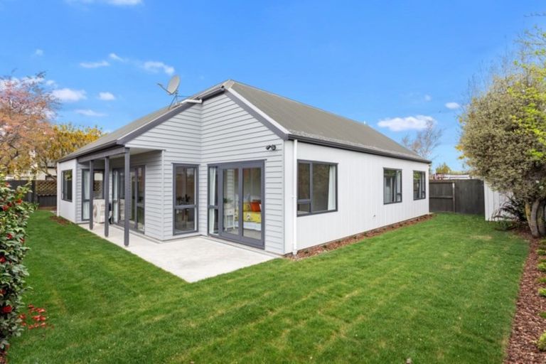 Photo of property in 49c Ayers Street, Rangiora, 7400