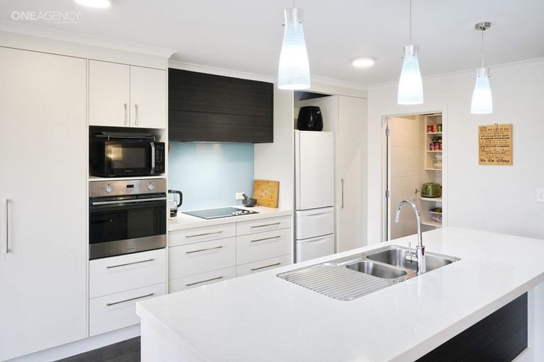 Photo of property in 2 Wakeman Way, Kaiapoi, 7630