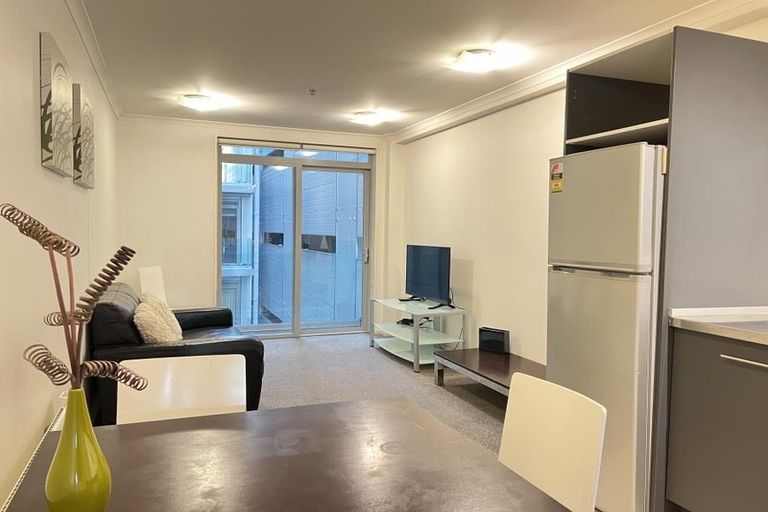 Photo of property in Monvie Apartments, 312/15 Holland Street, Te Aro, Wellington, 6011