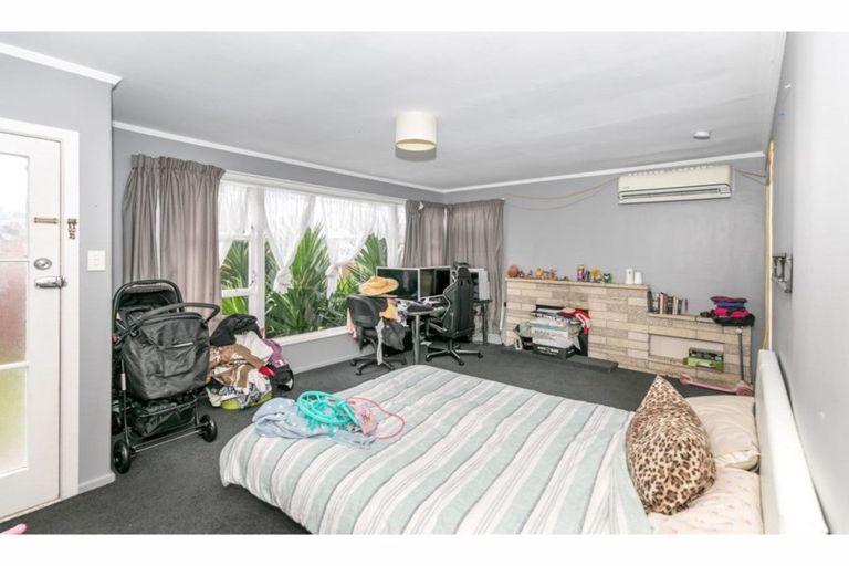 Photo of property in 24 Yvonne Street, Melville, Hamilton, 3206