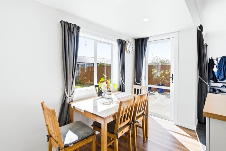 Photo of property in 160 Bay View Road, South Dunedin, Dunedin, 9012