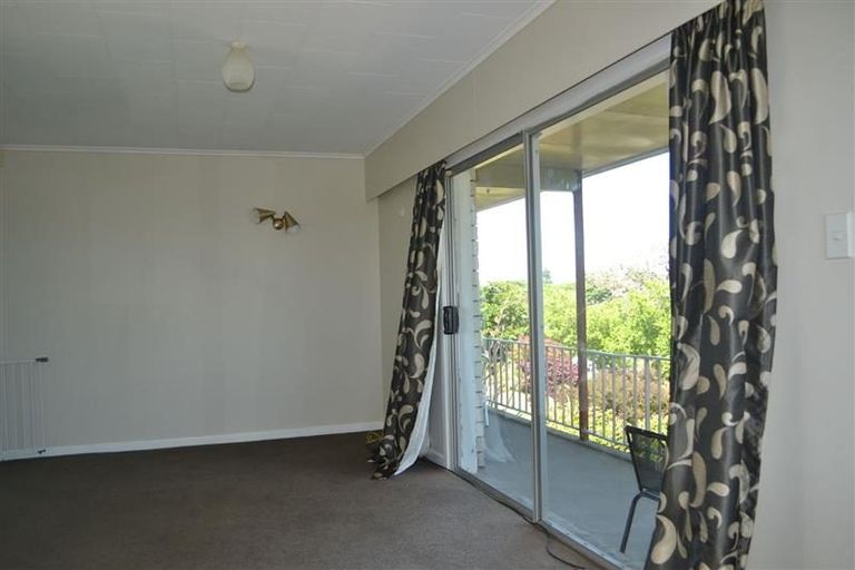 Photo of property in 74 Alexander Road, Raumati Beach, Paraparaumu, 5032