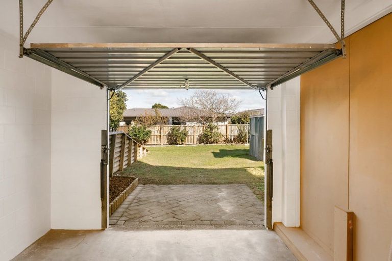 Photo of property in 678 Papamoa Beach Road, Papamoa Beach, Papamoa, 3118