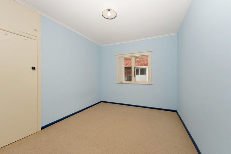 Photo of property in 27 Metcalfe Road, Ranui, Auckland, 0612