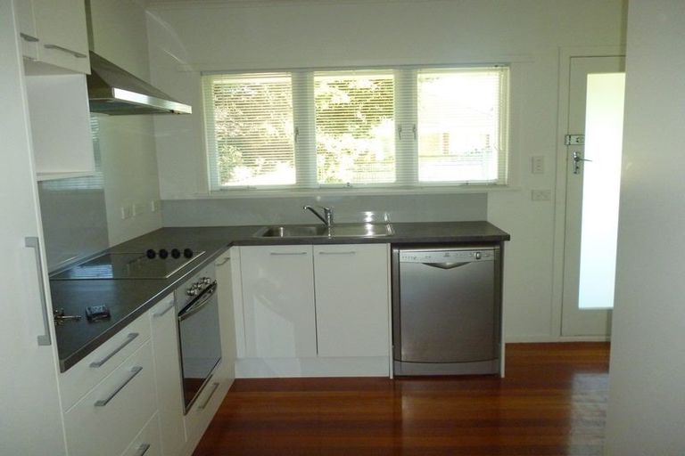 Photo of property in 4/15a Anzac Street, Takapuna, Auckland, 0622