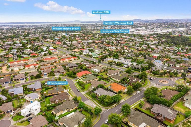 Photo of property in 8 Toledo Avenue, Henderson, Auckland, 0612
