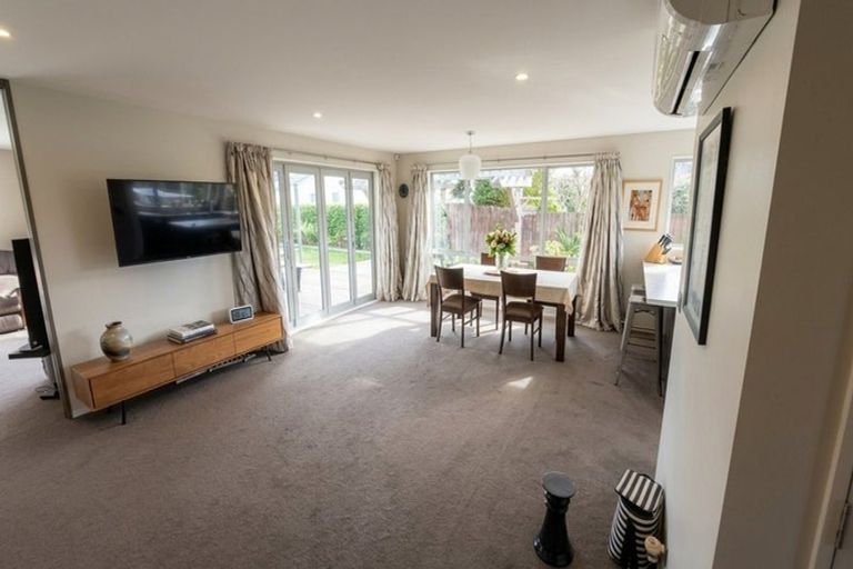 Photo of property in 5 Oak Tree Lane, Rangiora, 7400