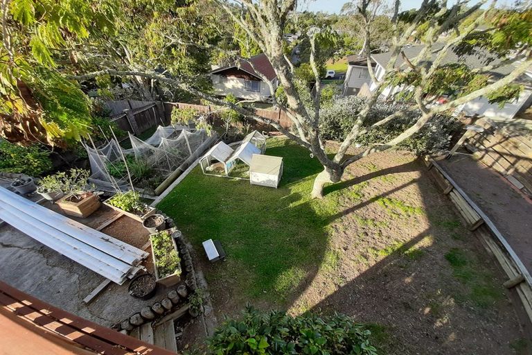 Photo of property in 35 Bayview Road, Bayview, Auckland, 0629