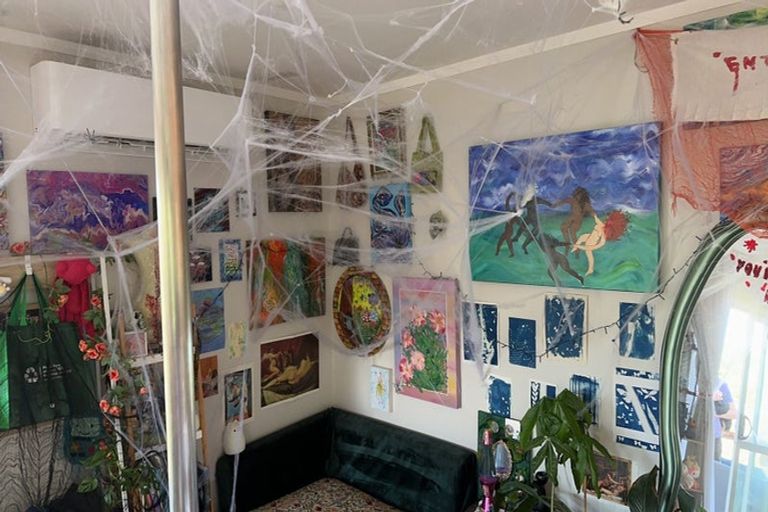 Photo of property in 17 Sispara Place, Beach Haven, Auckland, 0626