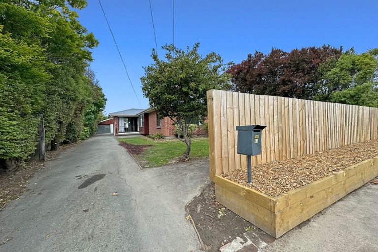 Photo of property in 16 Manor Place, Bryndwr, Christchurch, 8053