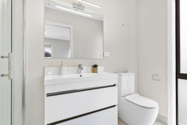 Photo of property in 2a Treloar Crescent, Hobsonville, Auckland, 0616