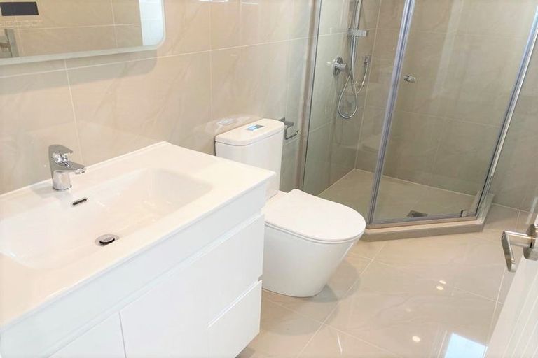 Photo of property in 13b Myers Road, Manurewa East, Auckland, 2102