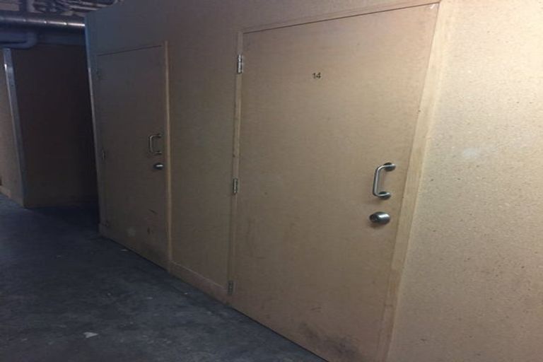 Photo of property in The Capital, 14/370 Oriental Parade, Oriental Bay, Wellington, 6011