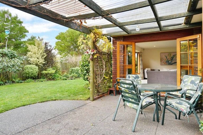 Photo of property in 22 Clarevale Street, Burwood, Christchurch, 8083