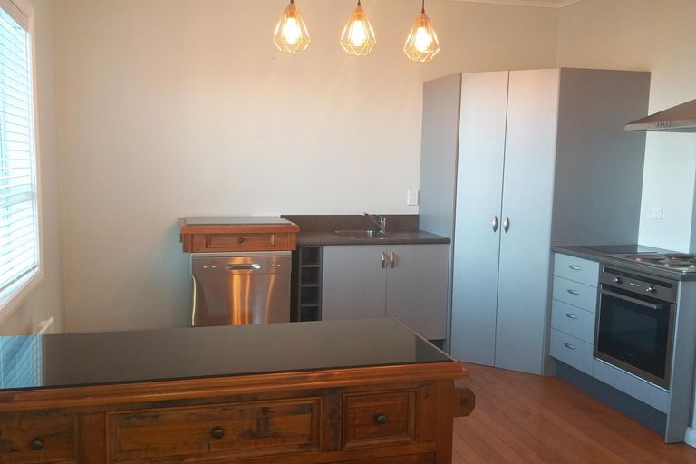 Photo of property in 11a Ure Street, South Hill, Oamaru, 9400