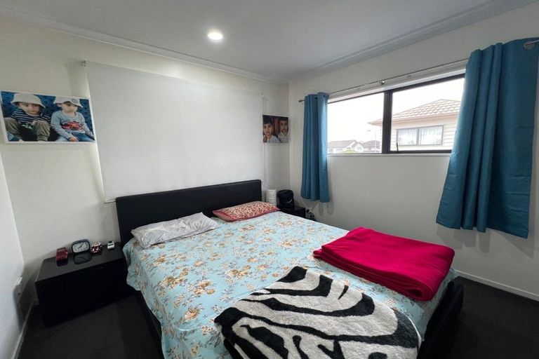 Photo of property in 8 Hansen Place, Takanini, 2112