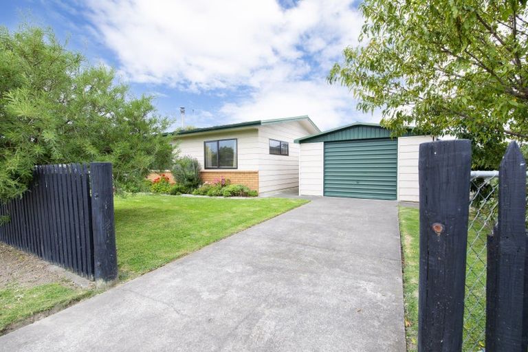 Photo of property in 2 Beveridge Place, Greenmeadows, Napier, 4112