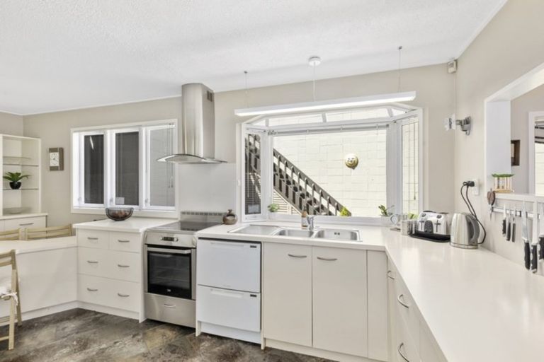 Photo of property in 41 Tilbury Street, Fairfield, Lower Hutt, 5011