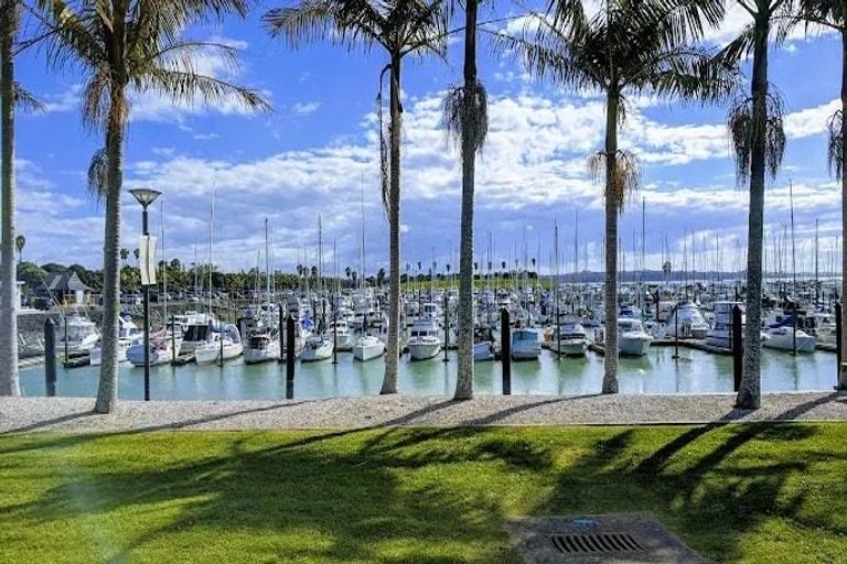 Photo of property in 113 Ninth View Avenue, Beachlands, Auckland, 2018
