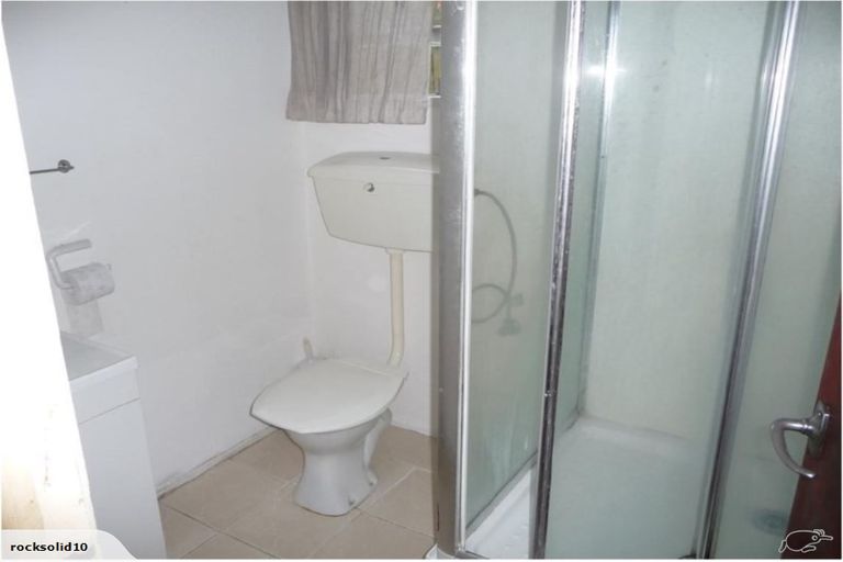 Photo of property in 6/3 Koromiko Street, New Lynn, Auckland, 0600