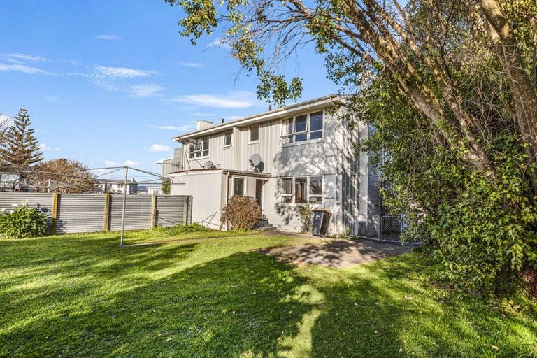 Photo of property in 12-14 Opie Place, Highbury, Palmerston North, 4412