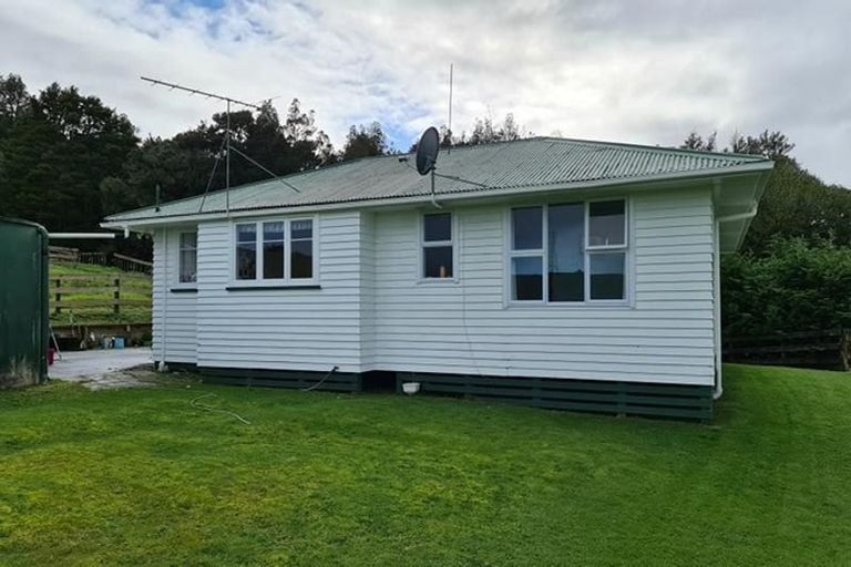 Photo of property in 209 Doctors Hill Road, Maungaturoto, 0588