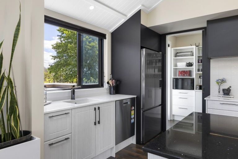 Photo of property in 73 Huka Falls Road, Rangatira Park, Taupo, 3384