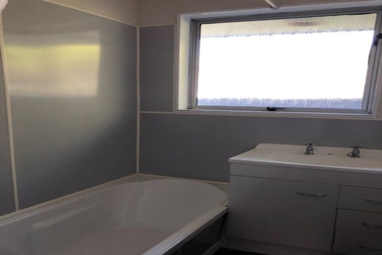 Photo of property in 3/19 Whitmore Street, Edgeware, Christchurch, 8013