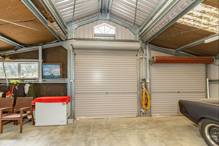 Photo of property in 11 Papaitonga Lake Road, Ohau, Levin, 5570