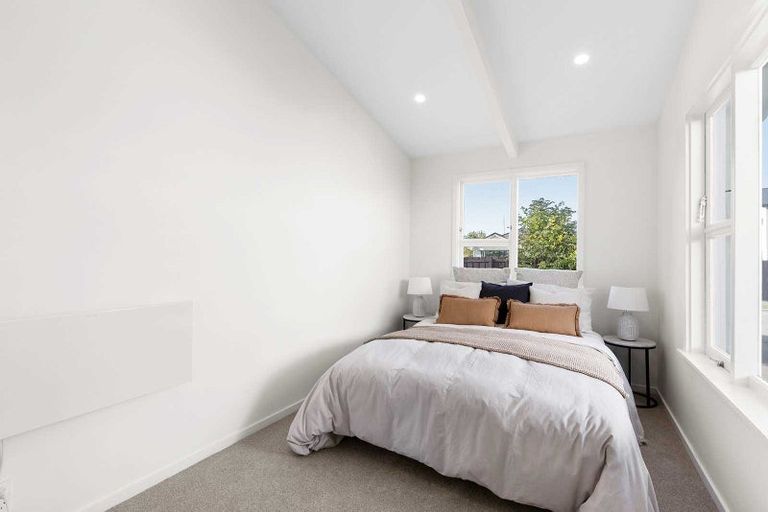 Photo of property in 2/14 Frederick Street, Waltham, Christchurch, 8011