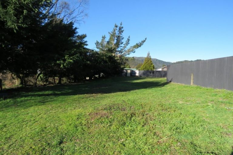 Photo of property in 5 Chattockville Road, Reefton, 7830