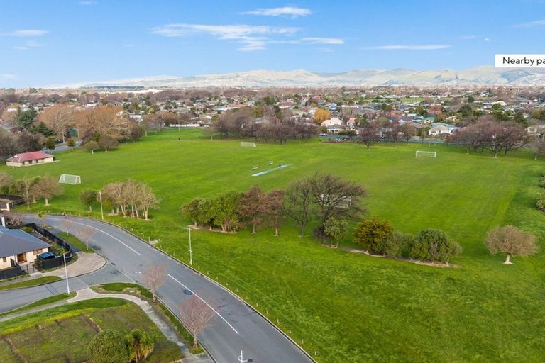 Photo of property in 16 East Ellington Drive, Mairehau, Christchurch, 8052