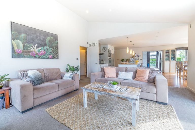 Photo of property in 3 Eaglesome Avenue, Aidanfield, Christchurch, 8025