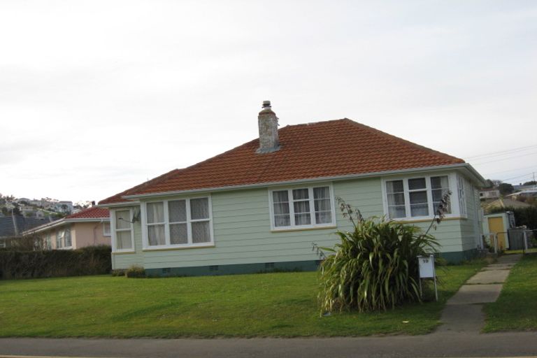 Photo of property in 19 Albertson Avenue, Port Chalmers, 9023