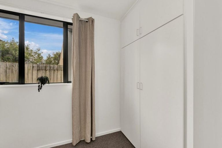 Photo of property in 9/90 Hawke Street, New Brighton, Christchurch, 8083