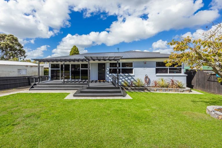 Photo of property in 6 Lucas Place, Weymouth, Auckland, 2103