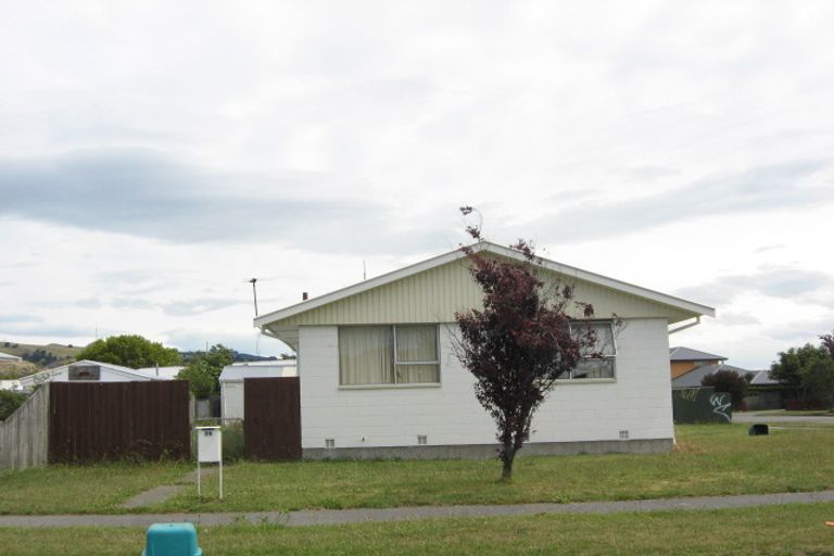 Photo of property in 36 Cob Crescent, Woolston, Christchurch, 8062